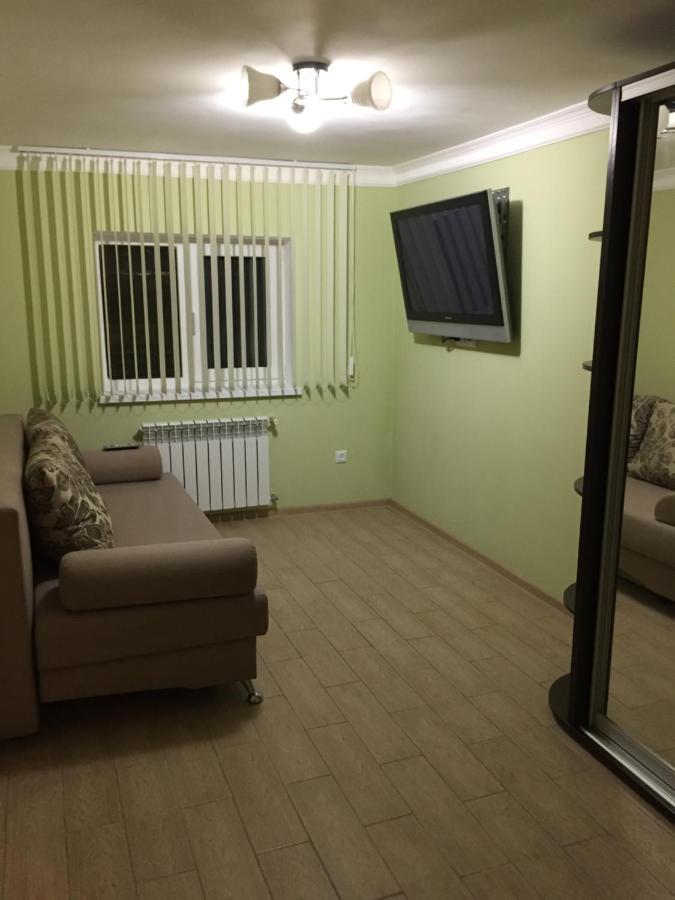 Apartment Домик С Бассейном Возле Молодой Гвардии *